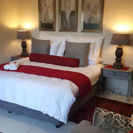 Guest House Frame Ace Bellville Εξωτερικό φωτογραφία