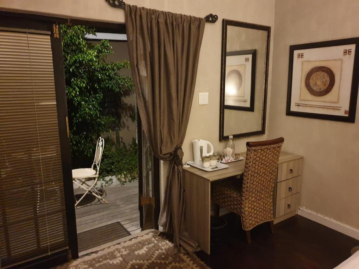 Guest House Frame Ace Bellville Εξωτερικό φωτογραφία
