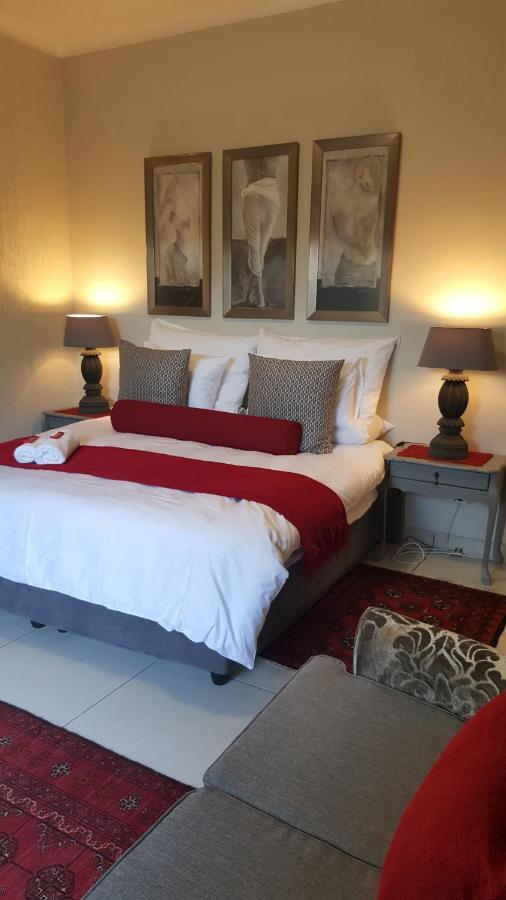 Guest House Frame Ace Bellville Εξωτερικό φωτογραφία